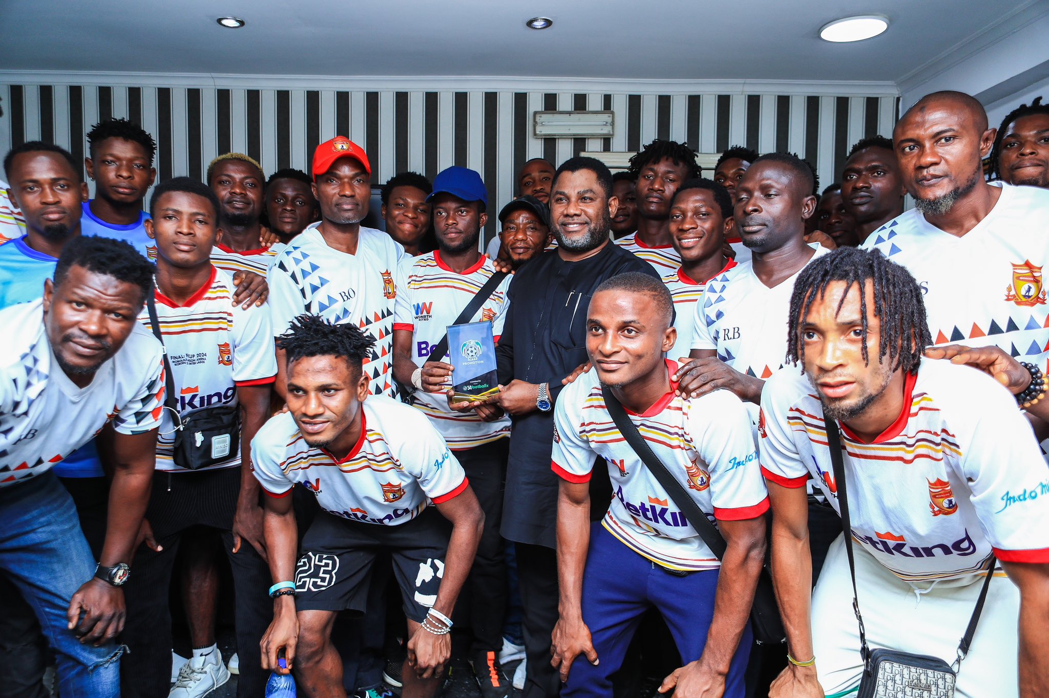 Ikorodu City team hosted by the Director General of the Lagos State Sports Commission, Mr. Lekan Fatodu.