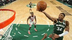 Antetokounmpo on the move