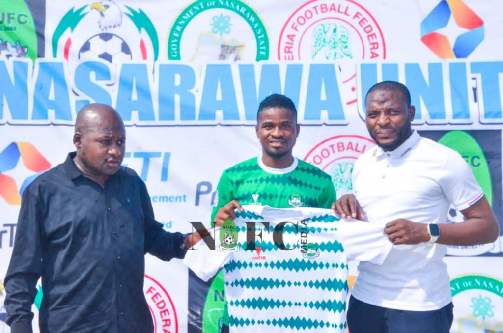 Nasarawa Utd chairman unveils new player