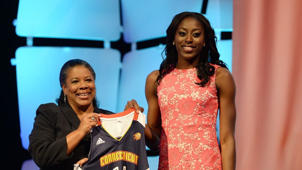 Chiney Ogwumike
