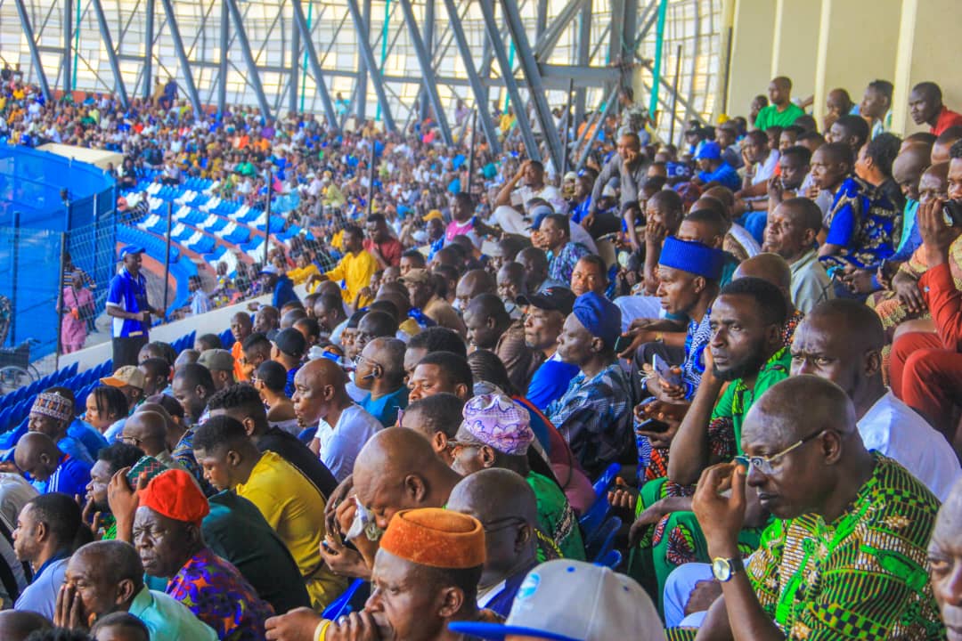 Shooting Stars fans